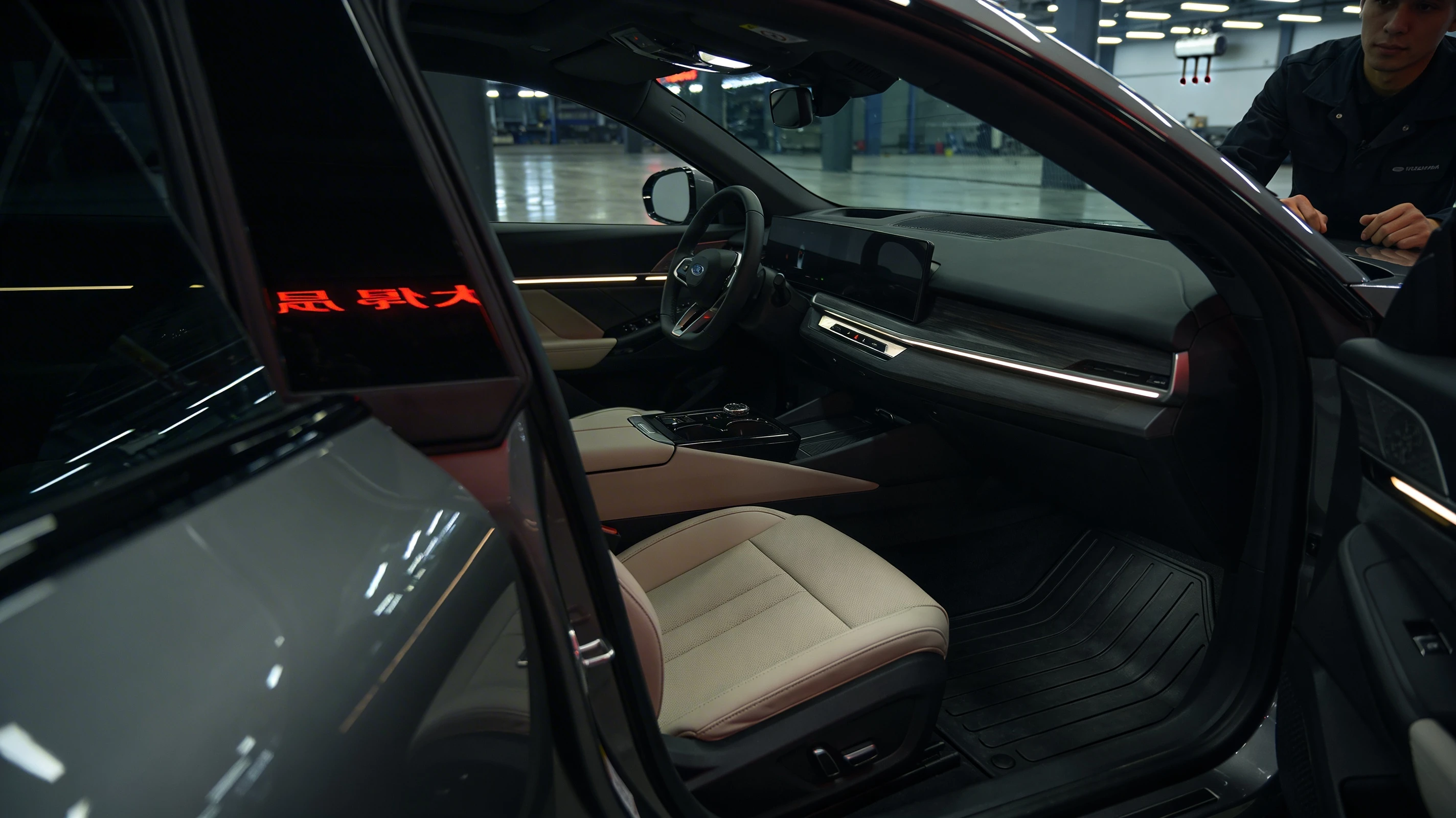 Чистый салон автомобиля после химчистки при подготовке к продаже